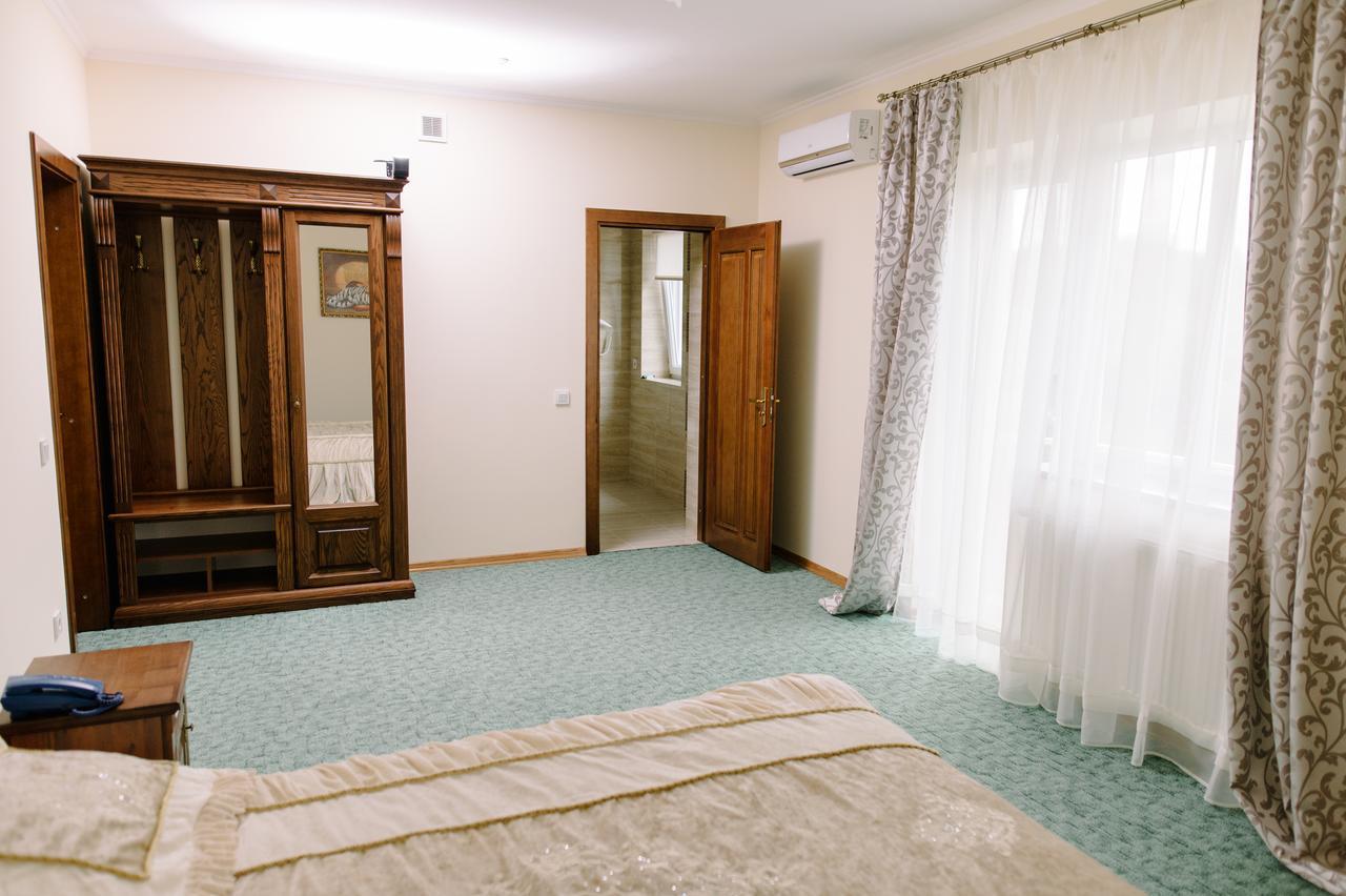 Hotel Korona Kolybayevka ภายนอก รูปภาพ