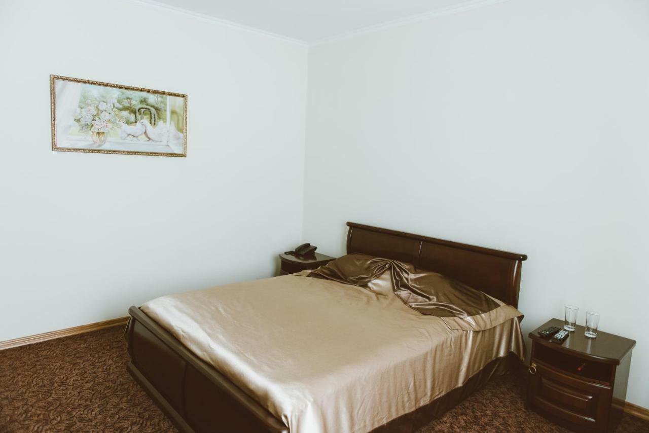Hotel Korona Kolybayevka ภายนอก รูปภาพ